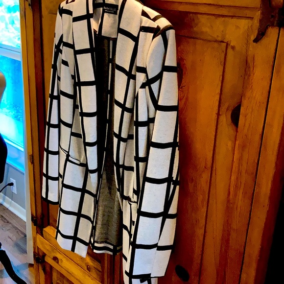 Geo Jacket - Picture 5 of 5